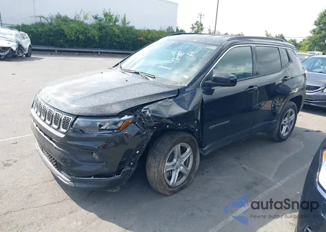 2024 Jeep Compass Latitude 4X4 из США, поврежденный, VIN 3C4NJDBNXRT607445